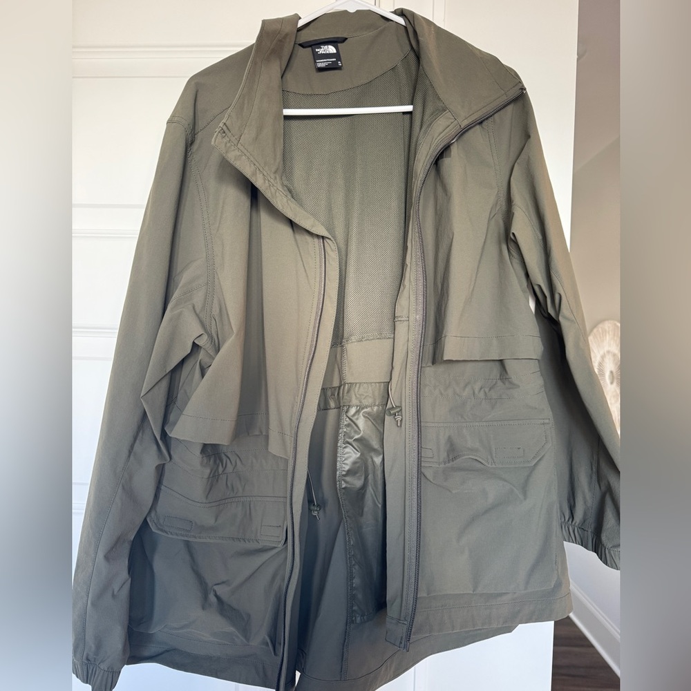 The Northface women’s jacket - Picture 3 of 6